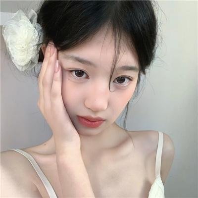 痞子校花变身记